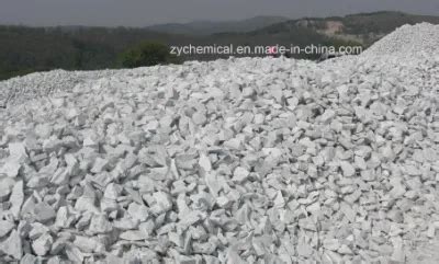  Wollastonite: Per la Produzione di Plastica Rinforzata e Materiali da Costruzione Innovativi!