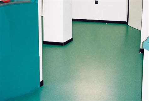  Linoleum:  Un Materiale Sostenibile per Pavimenti e Rivestimenti Resistenti!